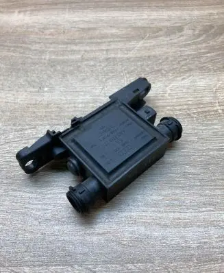 Audi A6 S6 C4 4A Door control unit/module 4A0959981 D10400