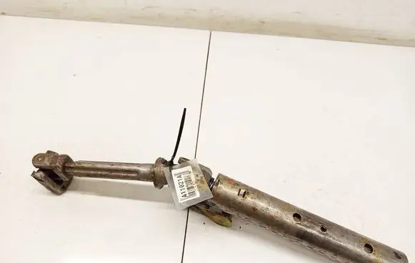 Volkswagen Bora Steering column universal joint 