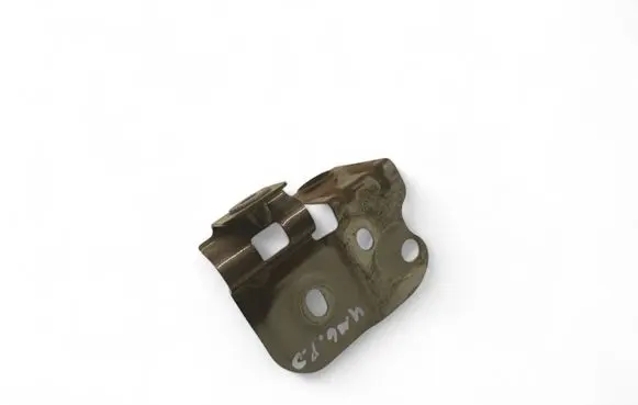 Audi Q7 4M Fender mounting bracket 4M0821168A