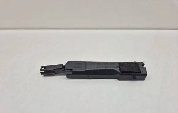 Audi Q5 SQ5 Keyless system antenna 8W0927753