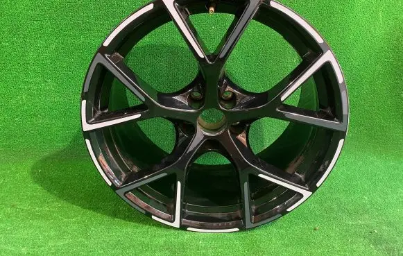 Audi RS3 8Y R19 alloy rim 
