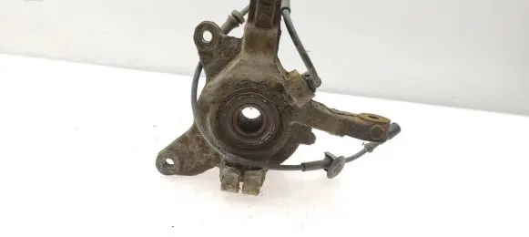 Renault Scenic I Front wheel hub 7700429115
