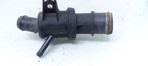 Thermostat/thermostat housing