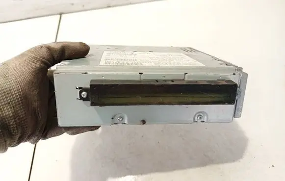 Volvo C30 CD/DVD changer 31260527 72757126