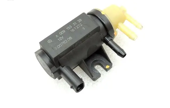 Mercedes-Benz C W205 Valve vacuum A0091533128 A0001531700