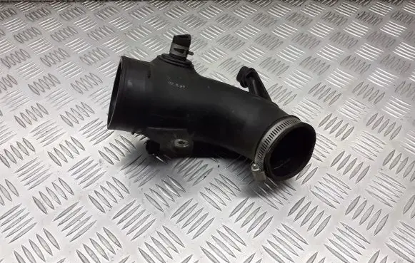 Suzuki Liana Air intake hose/pipe BRAK