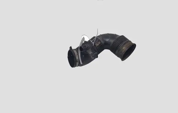 Opel Insignia A Air intake hose/pipe 55561787