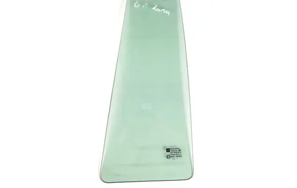 Opel Zafira B Rear vent window glass DOT36AS2M129 43R007022