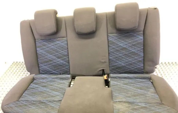 Renault Clio III Second row seats 