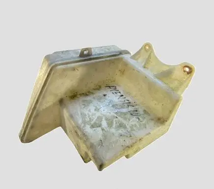 Toyota Avensis T270 Windshield washer fluid reservoir/tank 8531005140 1008092