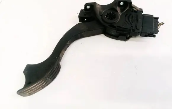 Ford Mondeo MK IV Accelerator throttle pedal 6G929F836RC 6G92-9F836-RC