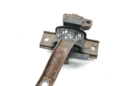 Hyundai i10 Engine mount bracket