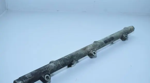 Fuel main line pipe