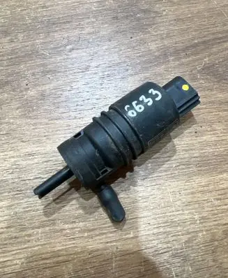BMW 3 E90 E91 Windscreen/windshield washer pump 7302589
