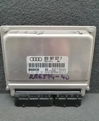 Audi A4 S4 B6 8E 8H Engine control unit/module 8E0907557F 0261207401