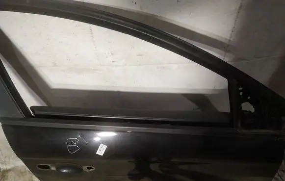 Fiat Bravo Front door glass trim molding 