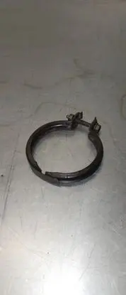 Mercedes-Benz C W205 Muffler pipe connector clamp A0009953633