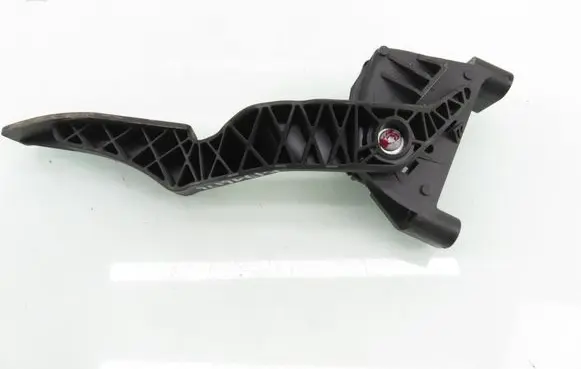 Opel Zafira B Accelerator throttle pedal 6PV00811400 9202341BT