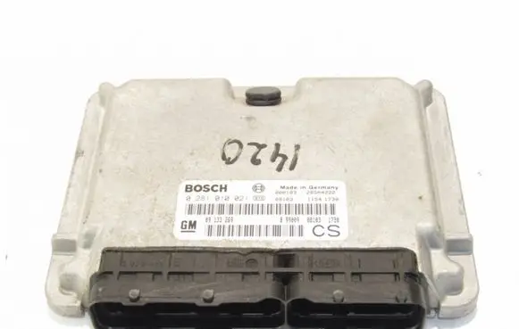 Opel Zafira A Engine control unit/module 0281010021