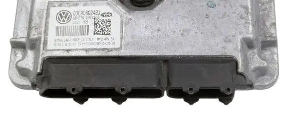Volkswagen Polo Engine control unit/module 03C906024BJ 6160151207