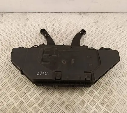 BMW X5 E70 Air filter box 7798340