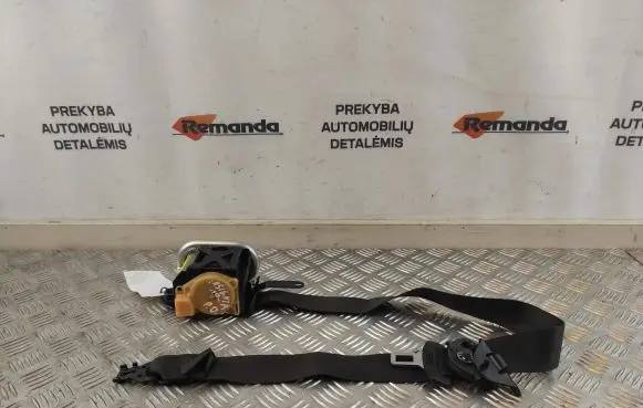 Opel Insignia A Front seatbelt 3063932
