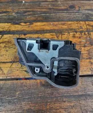 BMW 5 E60 E61 Rear door lock A053702 51217202146