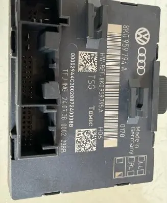 Audi A4 S4 B8 8K Door control unit/module 8K0959795A 8K0959794A
