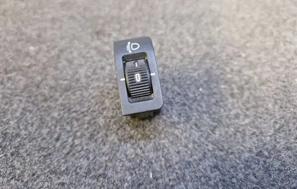 BMW 7 E38 Headlight level height control switch 8360843