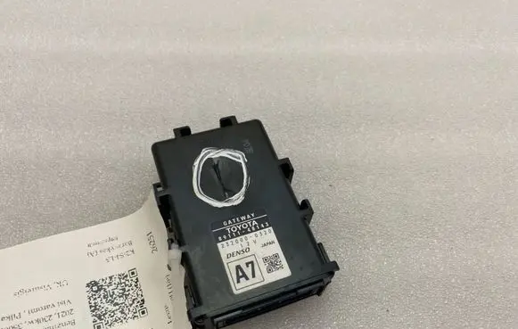 Lexus RX 450H Gateway control module 8911148143 2320000320