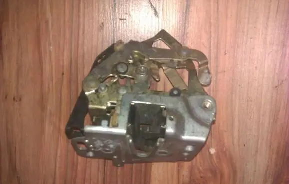 Mercedes-Benz CL C140 Rear door lock 1407300135