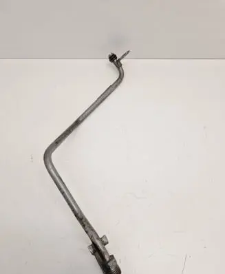 Mercedes-Benz E W212 Turbo turbocharger oiling pipe/hose A6511800320 18032010