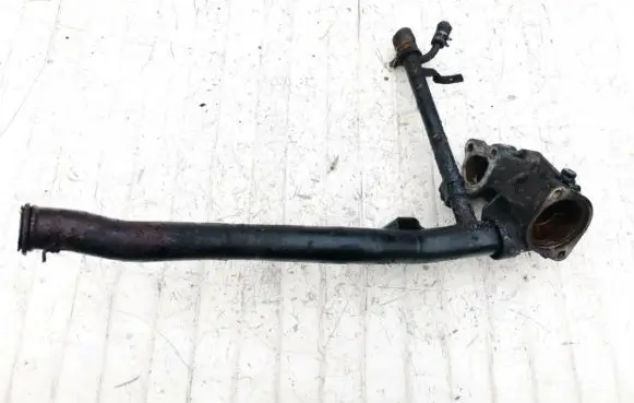 Lexus IS 200-300 Engine coolant pipe/hose