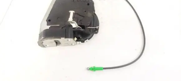 Toyota Verso-S Rear door lock