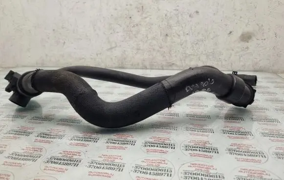 Audi A4 S4 B6 8E 8H Engine coolant pipe/hose