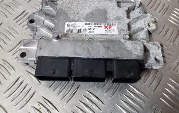 Ford C-MAX II Engine control unit/module AV6112A650XF S180127004C J38AC