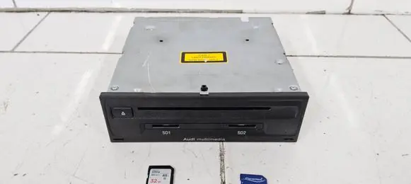 Audi A6 S6 C6 4F CD/DVD changer 4E0035666D 7559948C 4E0035666C