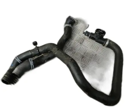 Volkswagen Polo VI Engine coolant pipe/hose 