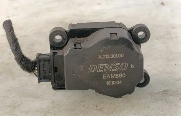 Citroen C8 Air flap motor/actuator A21200100 EAM590 151004