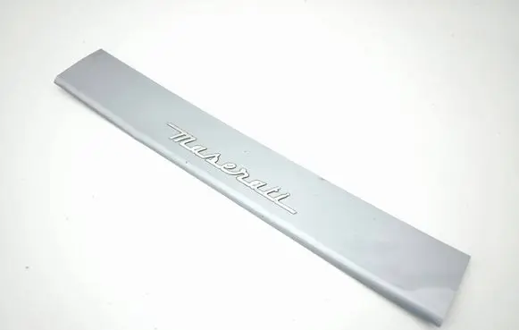Maserati Quattroporte Front sill trim cover