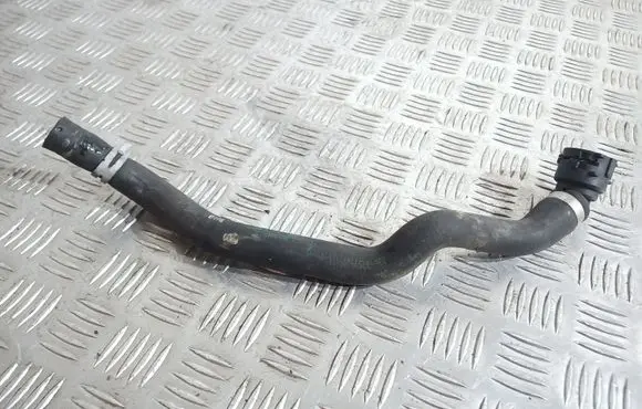 Engine coolant pipe/hose