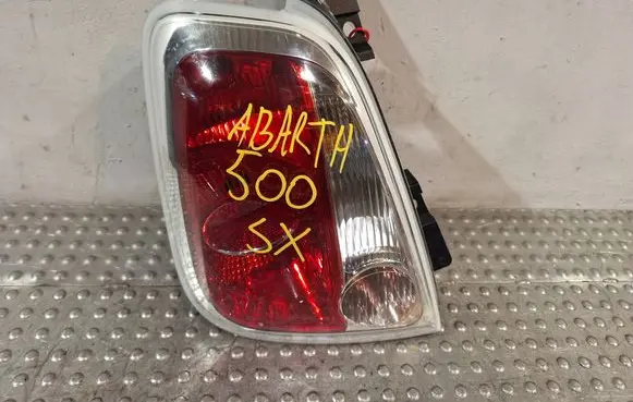 Rear/tail lights