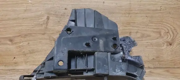 Volvo V70 Front bumper mounting bracket 31265345