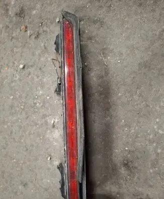 BMW 3 E36 Third/center stoplight 02225