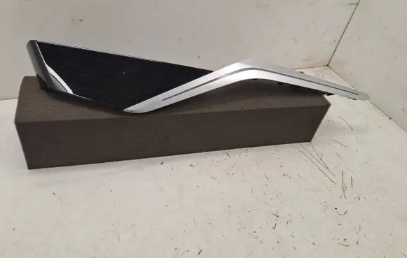 BMW X7 G07 Rear door card trim 5570400