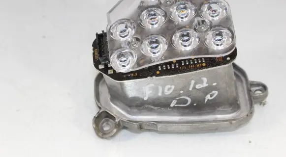BMW 5 F10 F11 Front indicator light 17173812 AJ311012