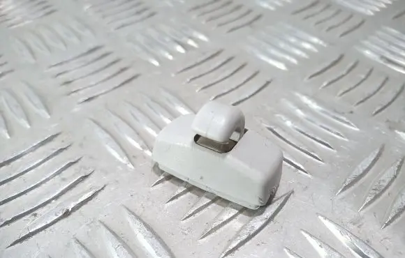 Sun visor clip/hook/bracket
