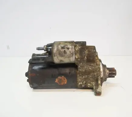 Volkswagen Golf VI Starter motor