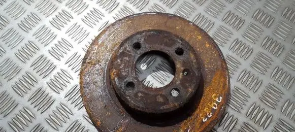 Volkswagen Golf III Front brake disc