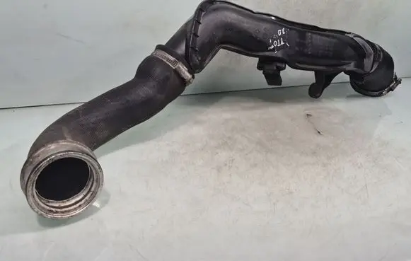 Audi TT TTS Mk2 Intercooler hose/pipe 1K0145762AE 1K0145762A